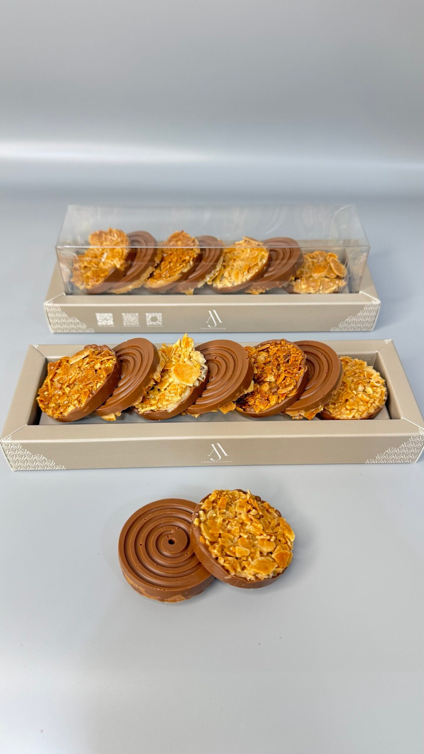 Caramelized Almond Chocolate - Image 2