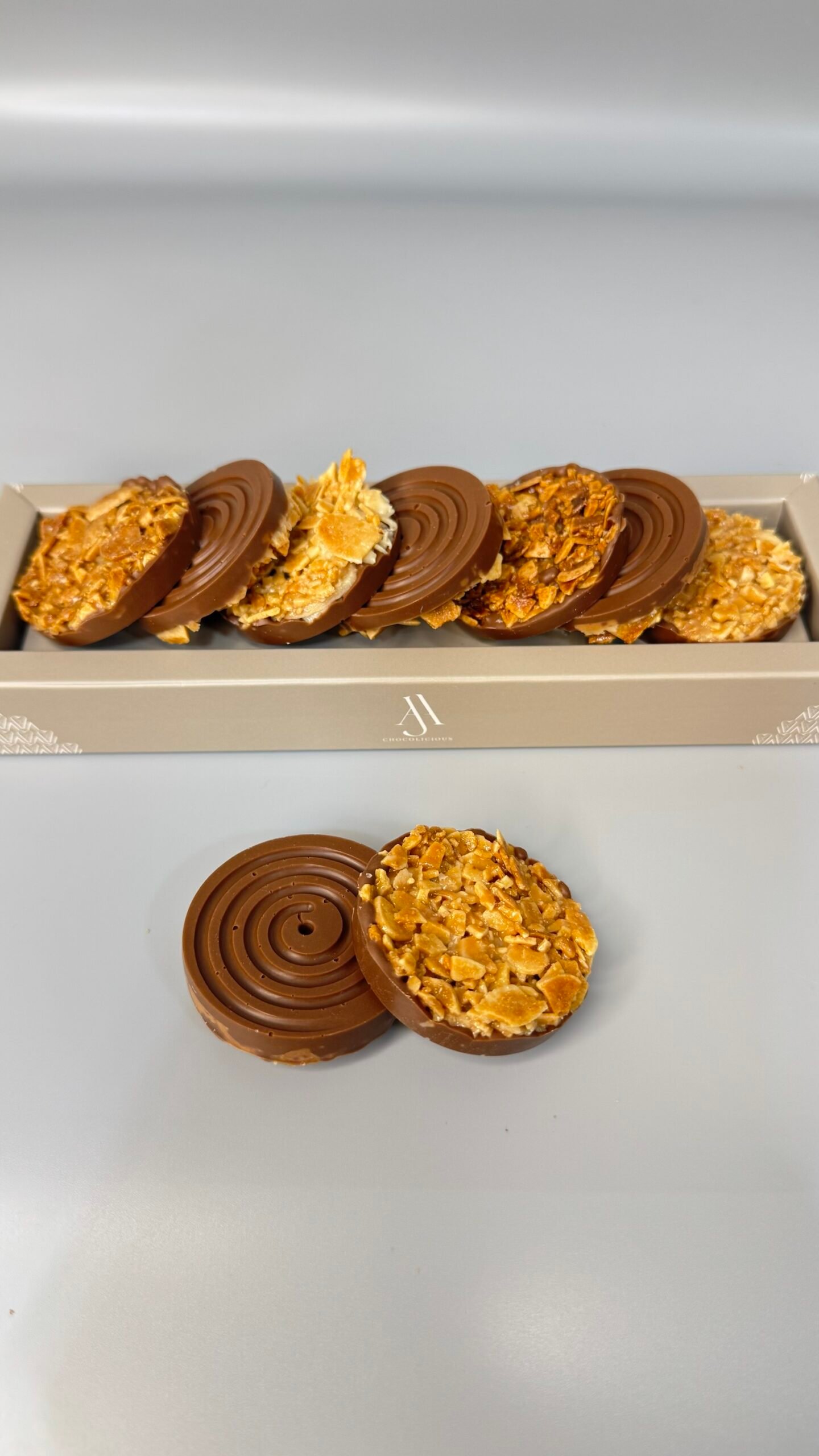 Caramelized Almond Chocolate - Image 3